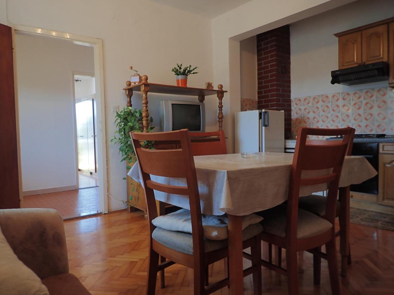 Apartmán Apartman Anica Starigrad Paklenica Exteriér fotografie